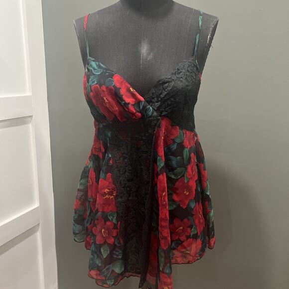 Victoria Secret Gold Label Robe And Chemise Roses Lace Medium - Picture 8 of 13